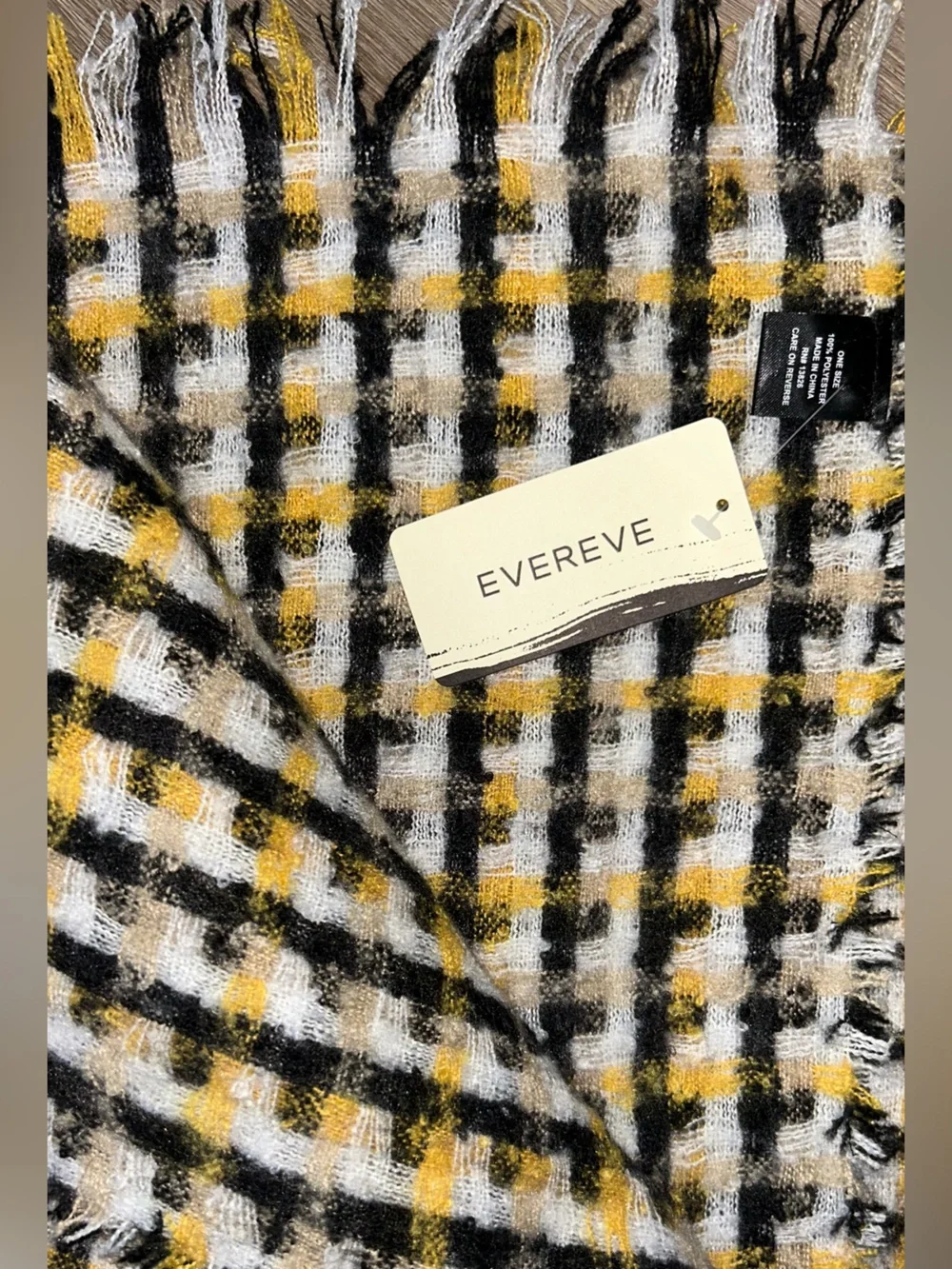 Evereve Houndstooth Plaid Blanket Scarf NWT